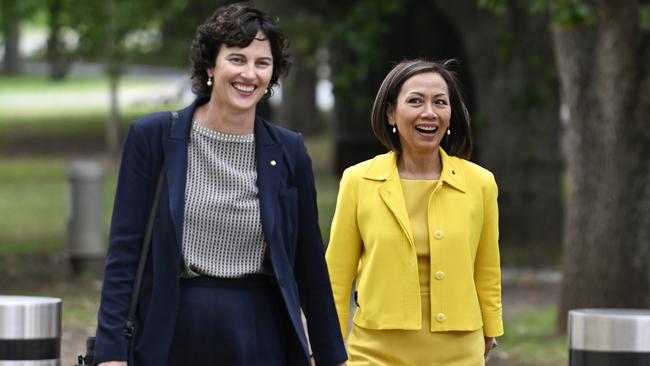 Kate Chaney and Dai Le Arrive at The Lodge in Canberra on Tuesday.. Picture: Martin Ollman / The Australian