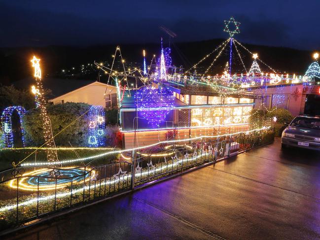 Christmas Lights 2014. Malcolm Pearce's massive Christmas Lights display in Risdon Vale.