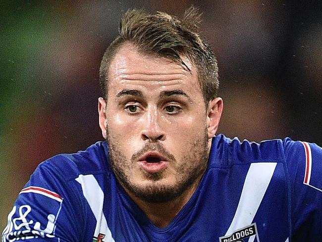 Josh Reynolds of the Bulldogs in action during the round 6 NRL match between the Melbourne Storm and Canterbury-Bankstown Bulldogs at AAMI Park in Melbourne, Monday, April 11, 2016. (AAP Image/Julian Smith) NO ARCHIVING, EDITORIAL USE ONLY