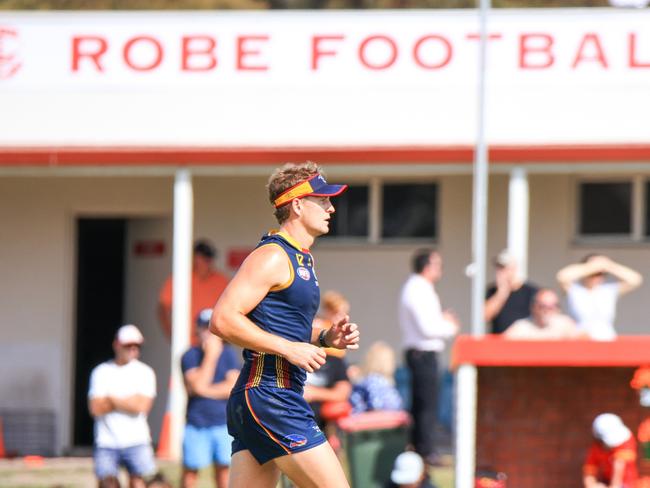 Adelaide Crows pre-season camp at Robe , South Australia, 24rd Jan 2024. Picture: Harrison Mielke/ AFC