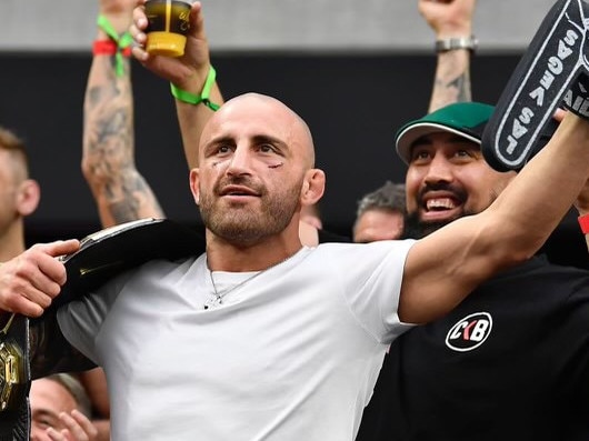 Why Volkanovski is happy to fight beer buddy