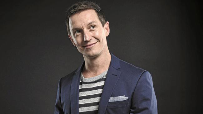 Rove McManus is back on live TV, folks.