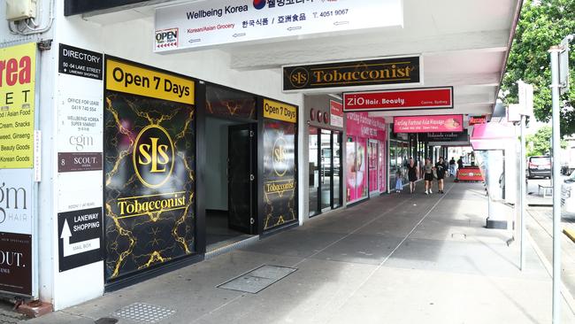 Police were called to the Cairns Tobacconist outlet on Lake Street. Picture: Peter Carruthers