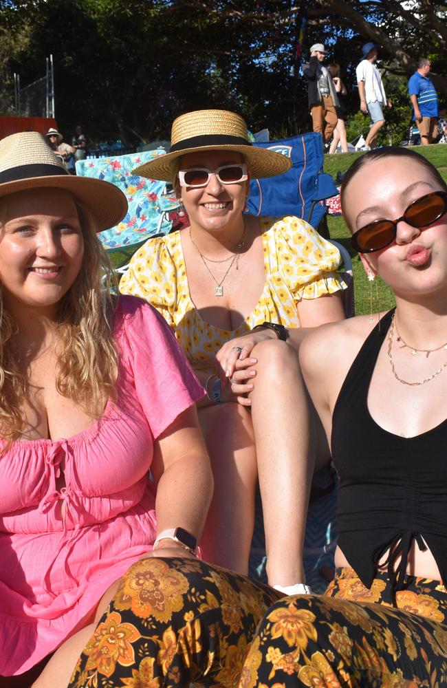 Lainey, Paige and Shay Kenna at the 2022 Caloundra Music Festival. Photo: Elizabeth Neil