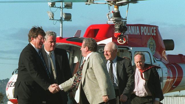 01-07-97. AFL Commissioners Tasmanian visit. Wayne Jackson meets TFL Commissioner Michael Kent at the Showgrounds.