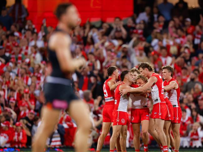 SYDNEY, AUSTRALIA – SEPTEMBER 07: The Sydney Swans celebrate a goal during the 2024 AFL First Qualifying Final match between the Sydney Swans and the GWS GIANTS at The Sydney Cricket Ground on September 07, 2024 in Sydney, Australia. (Photo by Dylan Burns/AFL Photos via Getty Images)