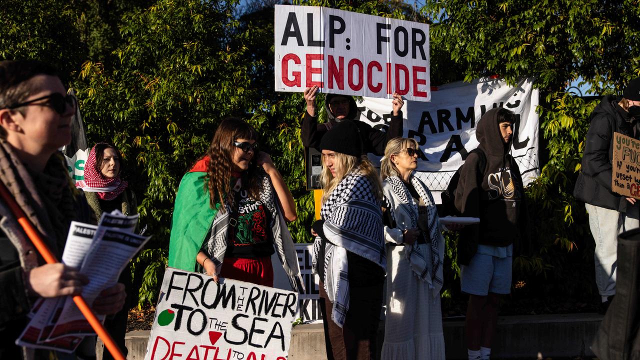 Pro-Palestine protesters gather outside the Mooney Valley Racecourse as the ALP Conference occurs inside. Picture: NewsWire / Diego Fedele