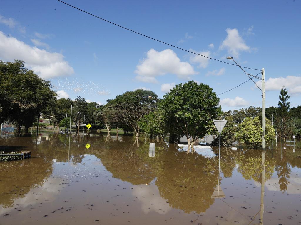 Qld weather: 100mm in three days as BOM updates weekend rainfall ...