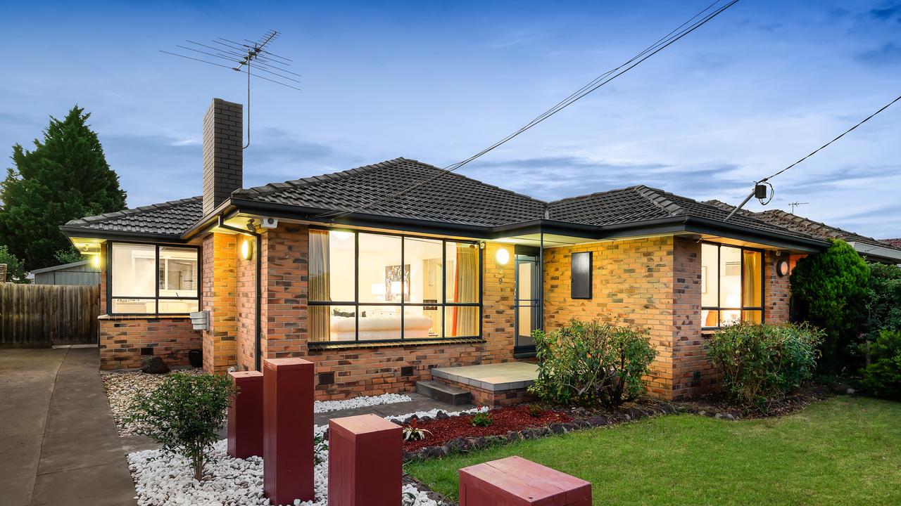 Gillard had previously owned a more modest property in Melbourne suburb Altona.