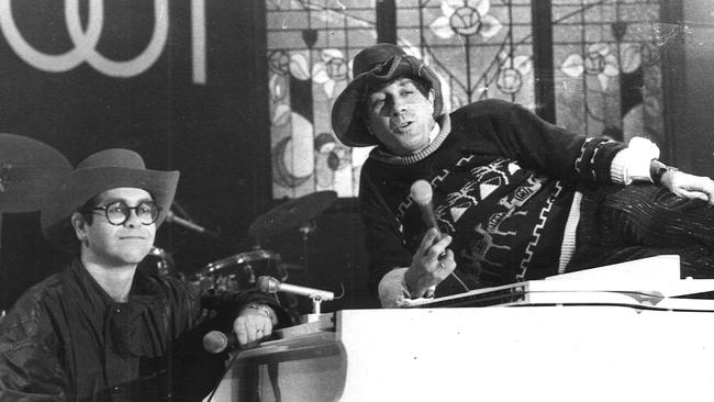 Elton John and Molly Meldrum catch up on Countdown in 1984.