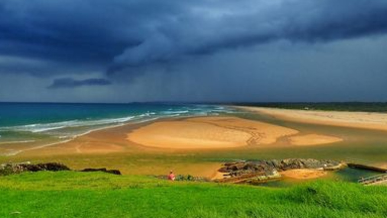 Thanks to Bronwyn Hawkes for this shot of Bonville Headland. Coffs cover image.