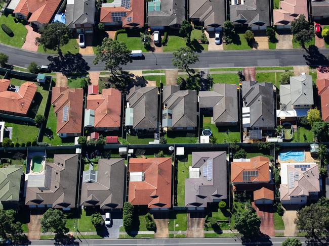 Housing market defies interest rate blows