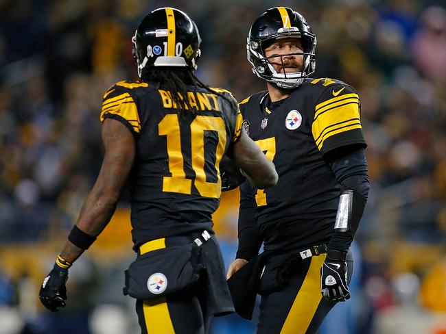 FOX Sports: NFL on X: 6-0! The @steelers take down the Titans to stay  UNDEFEATED this season!  / X