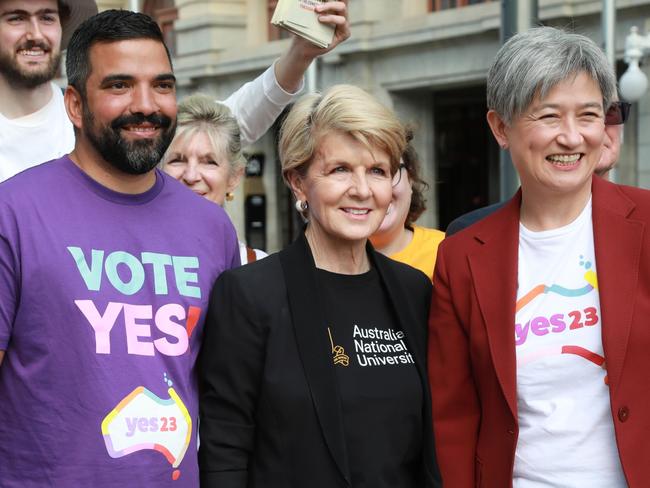 PERTH, AUSTRALIA - NewsWire Photos AUGUST 28th ÃÂ 2023: (L-R) In Perth today promoting the Yes23 campaign, the Assistant Minister to the Prime Minister Patrick Gorman, Yes23 Campaign Director Dean Parkin, the Hon Julie Bishop and Minister for Foreign Affairs  Penny Wong. St Georges Terrace, Perth. Picture: NCA NewsWIRE/Philip Gostelow