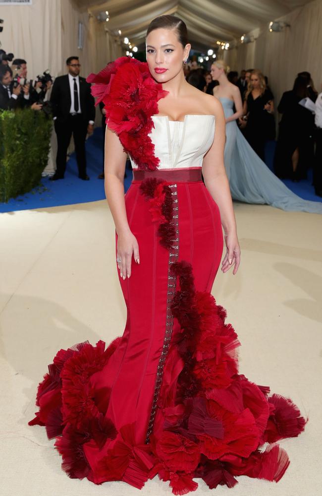 Supermodel Ashley Graham continued the red obsession. Picture: AFP
