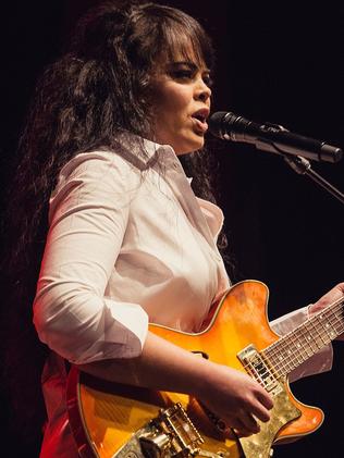Now: Karen Lee Andrews, live on stage.