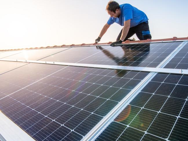 apartment owners will be able to get government funding for solar panels under a new federal-state investment