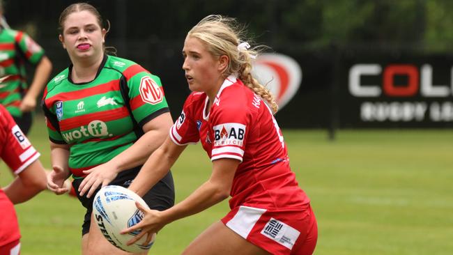 Evie McGrath pulling the strings for the Steelers in the opening round against the Rabbitohs. Picture: Warren Gannon Photography