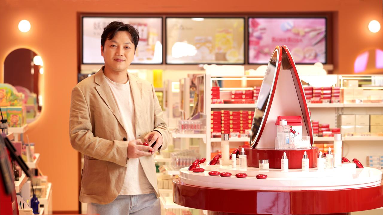 Lee Li likes customers to come to his stores and experience the thrill of the hunt. Picture: Jane Dempster