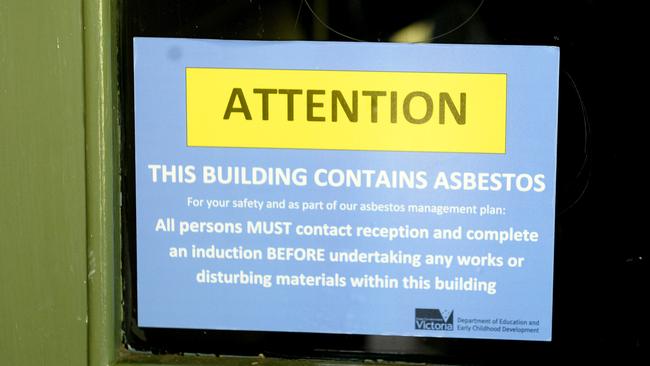 A sign warning of asbestos at a Victorian primary school.