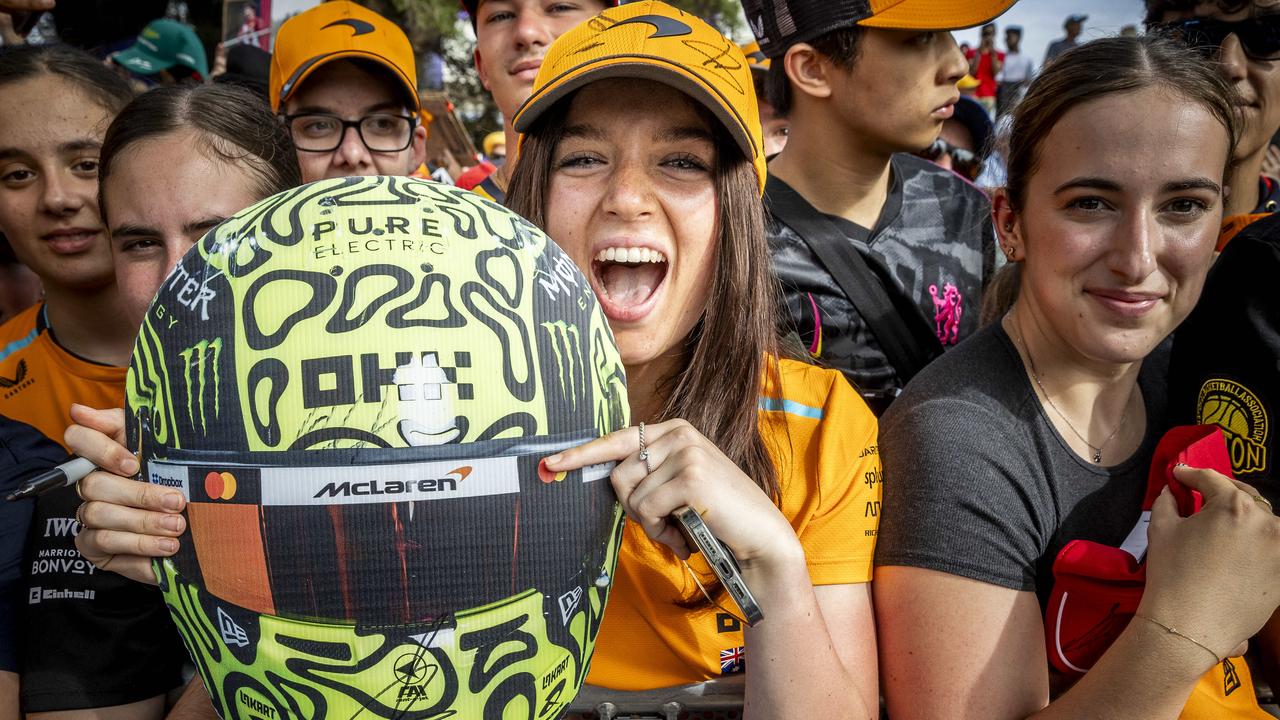 Fans go wild as Australian Grand Prix gets into gear