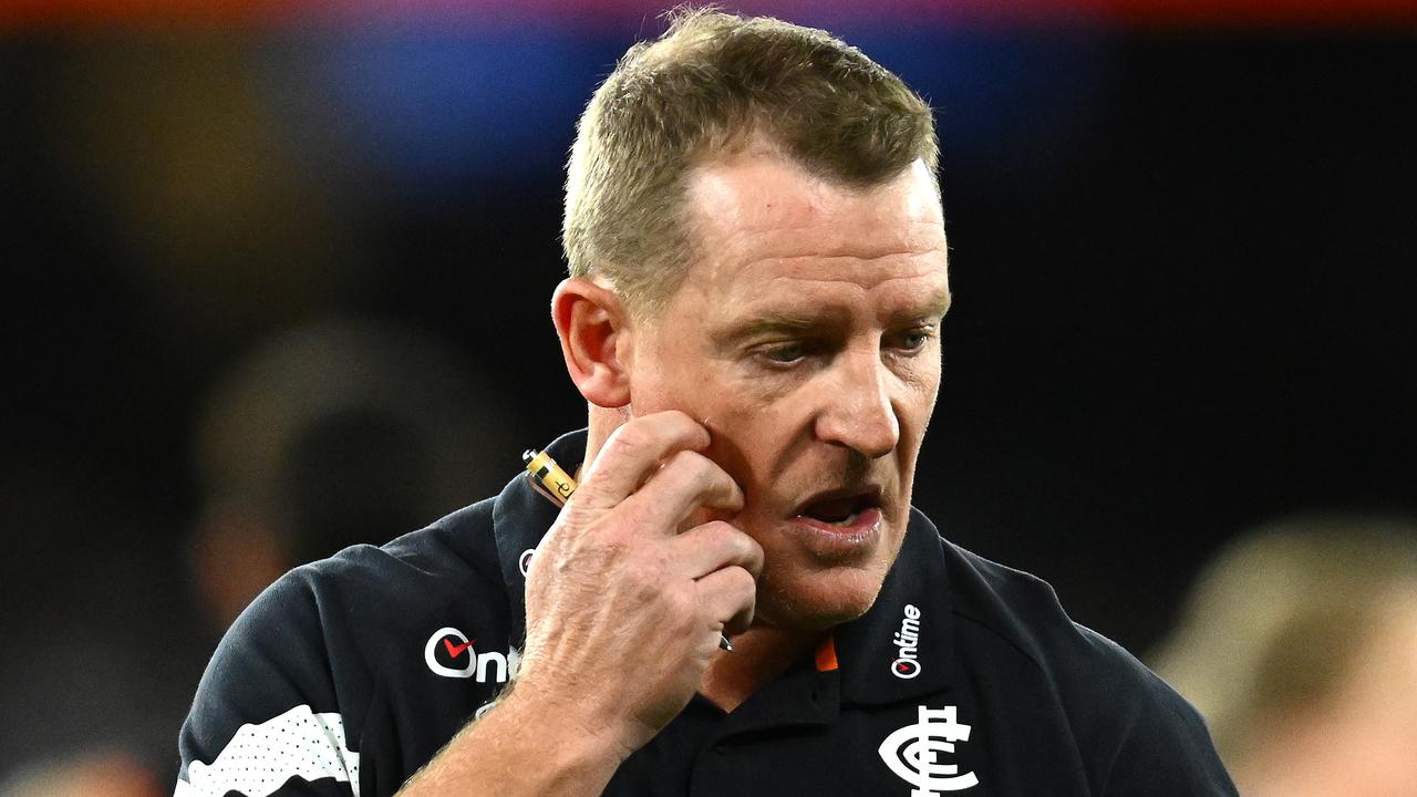 MELBOURNE, AUSTRALIA - MAY 05: Blues head coach Michael Voss looks o during the round eight AFL match between Carlton Blues and Brisbane Lions at Marvel Stadium, on May 05, 2023, in Melbourne, Australia. (Photo by Quinn Rooney/Getty Images)