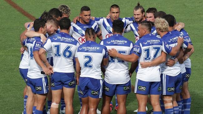 All the preseason optimism came to nothing for the Bulldogs. Image: AAP Image/David Rowland