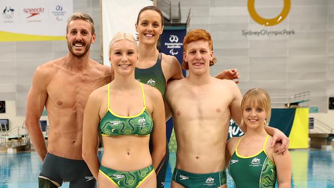 Ellie Cole, Brenden Hall, Tiffany Thomas Kane, Keira Stephens and Col Pearse are of to Tokyo. Picture: Cameron Spencer/Getty Images