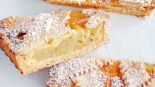 Can of apples: Apple and ricotta slice.