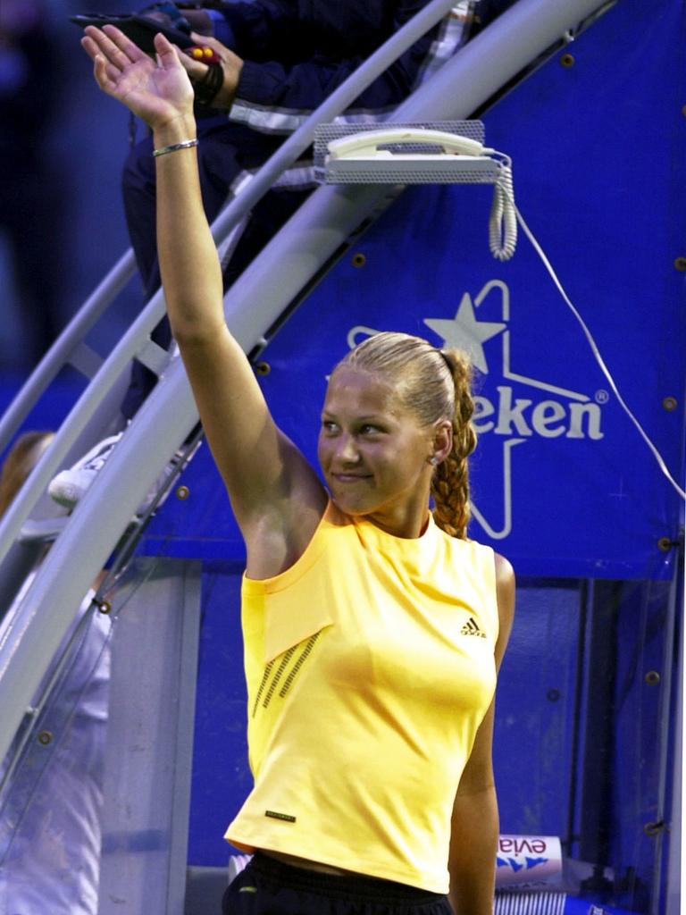 Australian Open: Anna Kournikova's quarterfinal run, where tennis star is  now