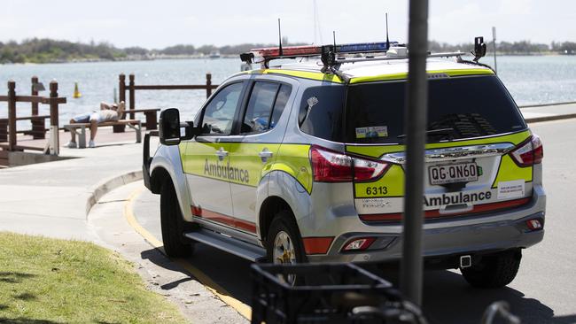 Paramedics at Ian Dipple Lagoon. Picture: Nigel Hallett