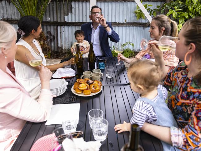 Daniel Andrews celebrates the end of lockdown with wife Catherine, Bianca Shah, Anna Webster and Bianca White at Drinkwell in Fitzroy. Picture: Daniel Pockett