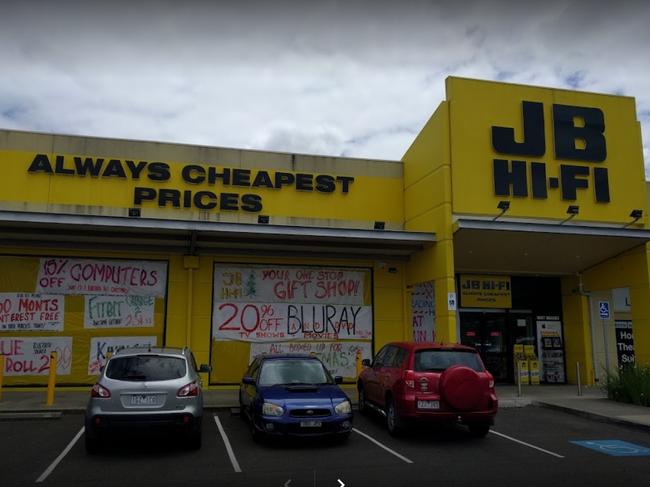 The crew knocked over Thomastown JB Hi-Fi.