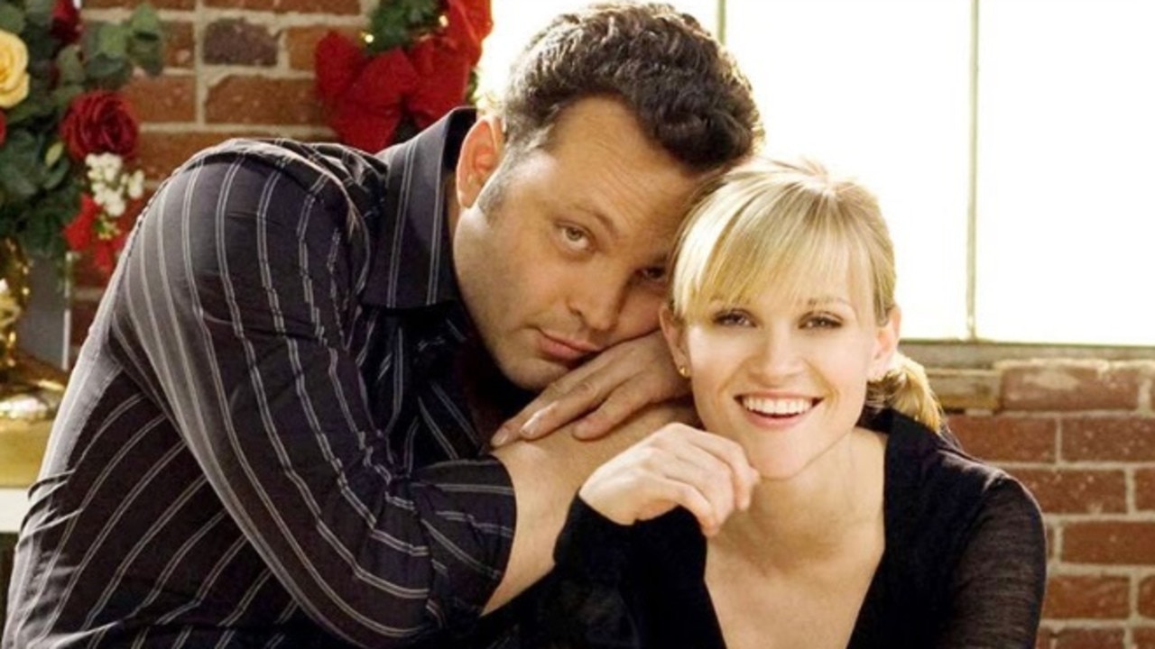 Watch four christmases hot sale online free