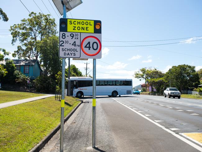 flashing 40k school zone sign  harbour drive.Photo: Trevor Veale / The Coffs Coast Advocate