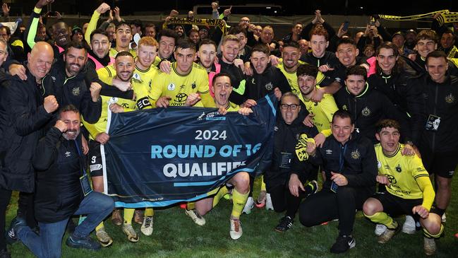 Heidelberg United celebrates its Australia Cup win over Central Coast Mariners.