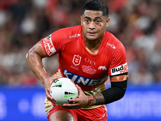 BRISBANE, AUSTRALIA - MARCH 24: Anthony Milford of the Dolphins runs with the ball during the round four NRL match between the Dolphins and Brisbane Broncos at Suncorp Stadium on March 24, 2023 in Brisbane, Australia. (Photo by Bradley Kanaris/Getty Images)