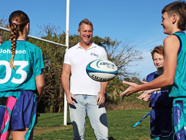 Gasnier showing the kids how it’s done. Picture: Tim Hunter.