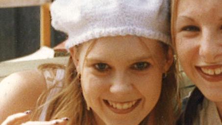 SA murder victim Heather Turner, left, Aged 15 with friend Kali Edmonds