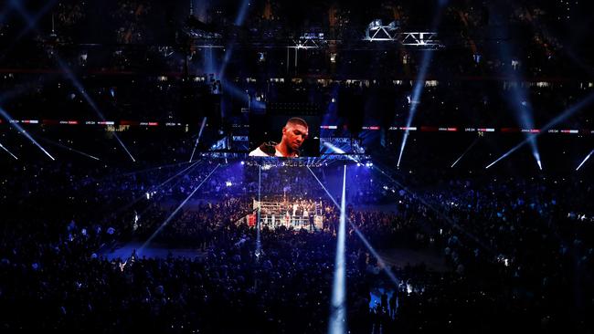 A general view of Principality Stadium as Britain's Anthony Joshua enters the ring ahead of his world heavyweight title fight against challenger Carlos Takam in Cardiff. / AFP PHOTO / ADRIAN DENNIS
