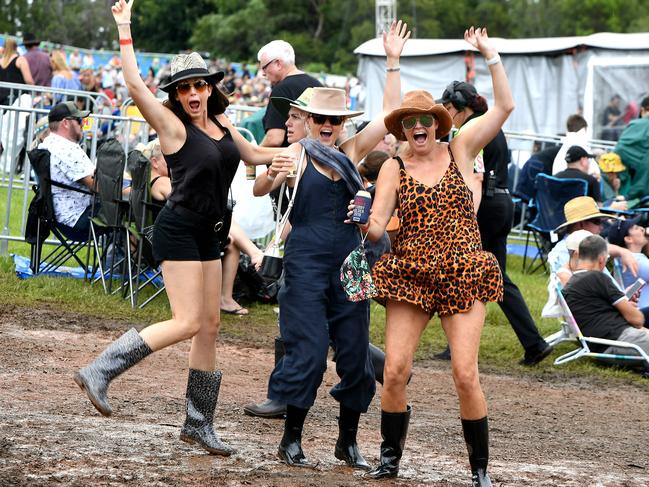 Kelly Cacciola, Kylie Kelly and Bree McGuane enjoy A Day On The Green. Picture: AAP/John Gass