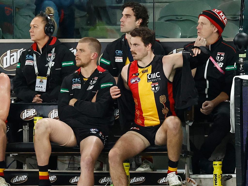 Ross, King and Cordy all watched on the bench as Melbourne got the better of the Saints. Picture: Michael Willson/AFL Photos via Getty Images