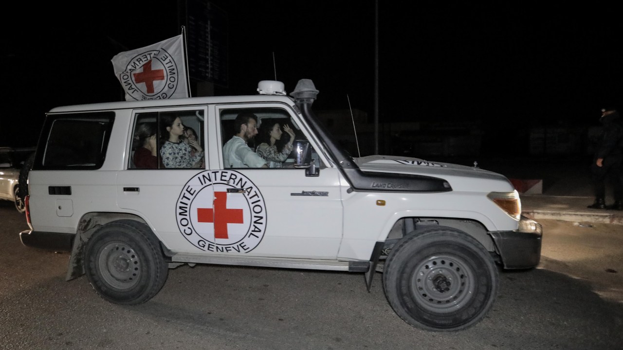 Qatar confirms 17 hostages released to Red Cross after initial delay to ...