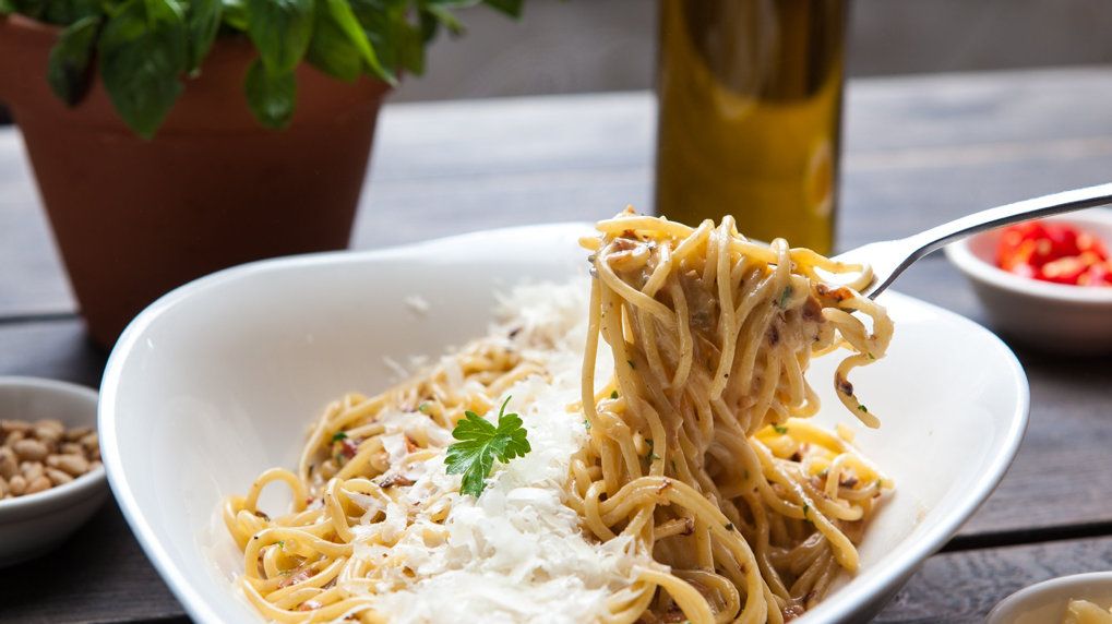 Traditional Italian pasta at Vapiano