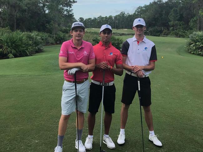 Cameron Smith and Elvis Smylie with Tyler Duncan (centre) from the Cameron Smith Scholarship in 2019. Picture: Golf Australia