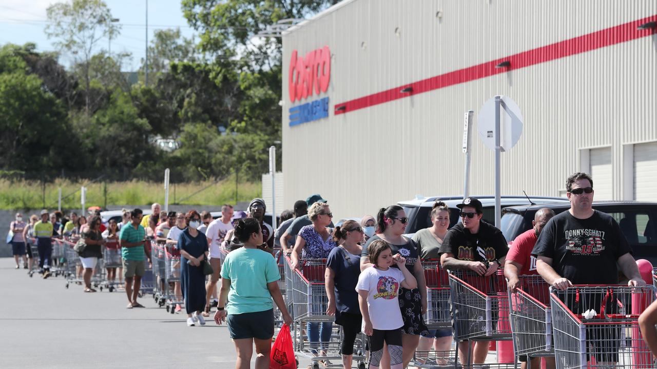 Queues of people arrive at Costco in Ipswich. Picture: Peter Wallis