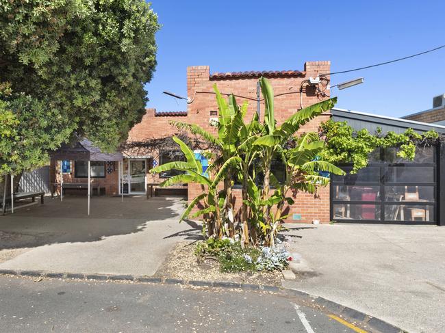 The Starfish Bakery business and freehold is for sale at 78 Hitchcock Ave, Barwon Heads.