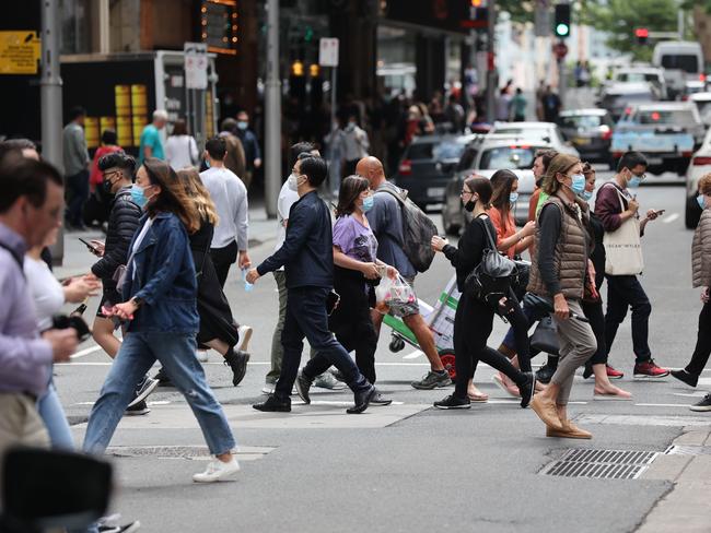 SYDNEY, AUSTRALIA - NewsWire Photos NOVEMBER 12, 2021: Market street near the  Pitt Street Mall is buzzing with shoppers this Friday afternoon. Picture: NCA NewsWire / David Swift