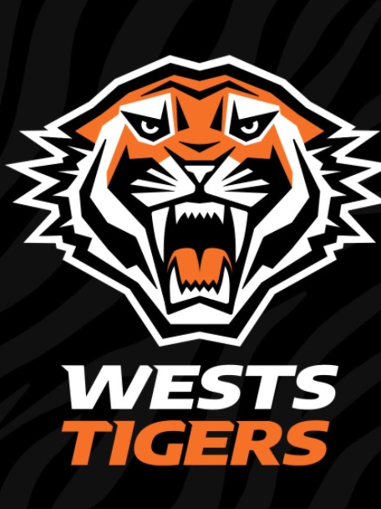 fordrejer tag på sightseeing ubehagelig NRL: Wests Tigers fans savage club's new logo