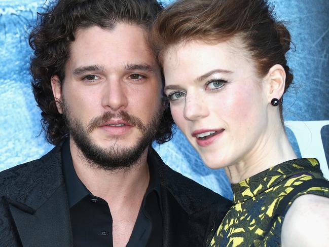 MUST CREDIT GETTYWEB RIGHTS ONLY, ONE TIME USE LOS ANGELES, CA - JULY 12:  Actors Kit Harington and Rose Leslie attend the premiere of HBO's "Game Of Thrones" season 7 at Walt Disney Concert Hall on July 12, 2017 in Los Angeles, California.  (Photo by Frederick M. Brown/Getty Images)